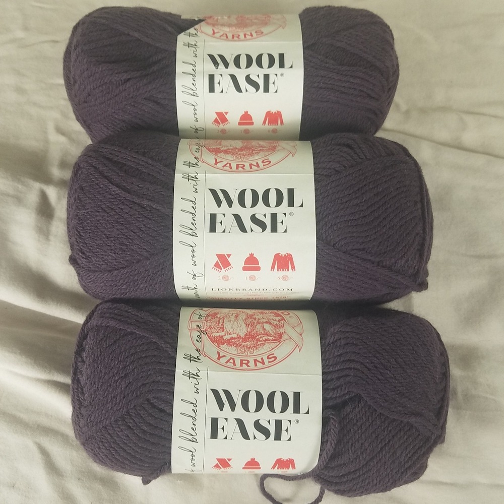 Lion Brand Wool-Ease Yarn 3 Skeins Raindrops Purple NEW Medium 4 Wool Blend